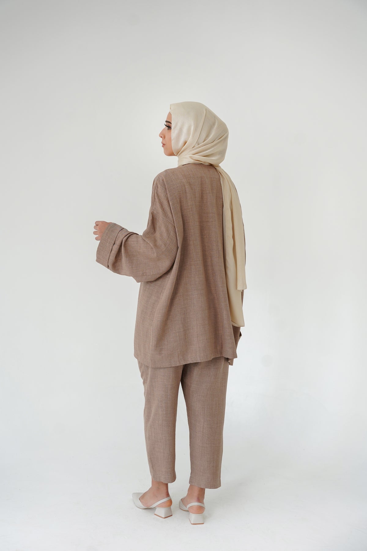 Nisaje Top & Bottom Set – Brown